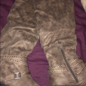 Brown boots size 8